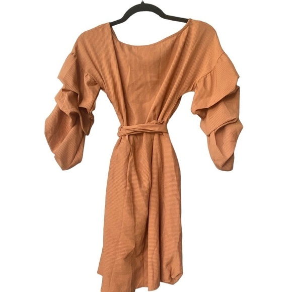 Selfie Leslie DANIELLE RUCHED SLEEVE WRAP DRESS TAN Size Small - Picture 10 of 12